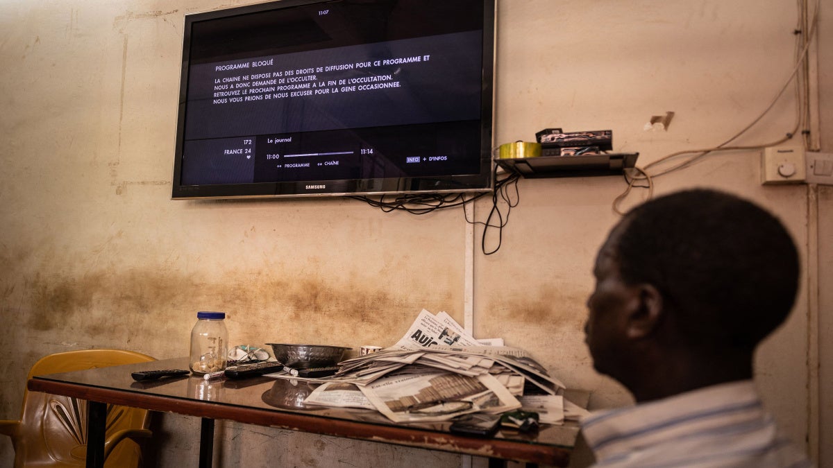 Burkina Faso’s military government expels french journalists, deepening media freedom concerns