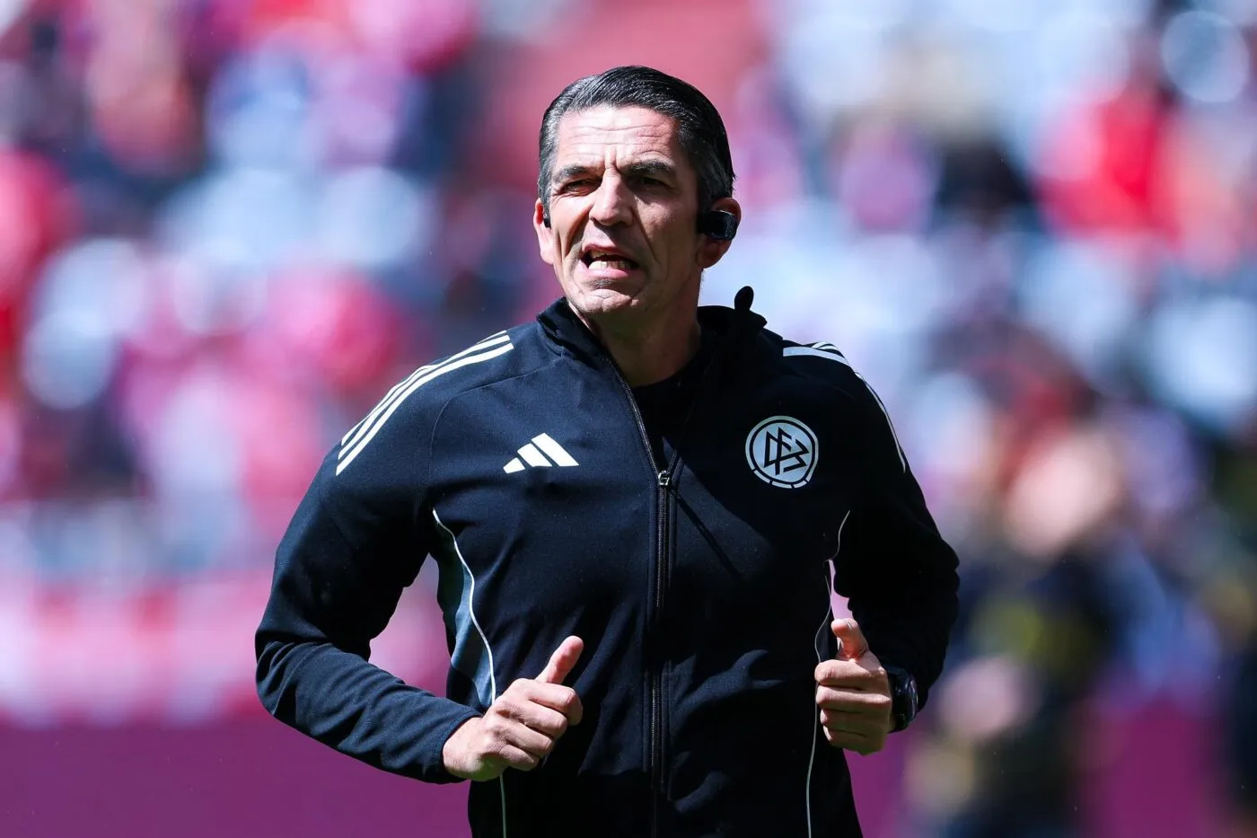 Deniz Aytekin in his final match as referee