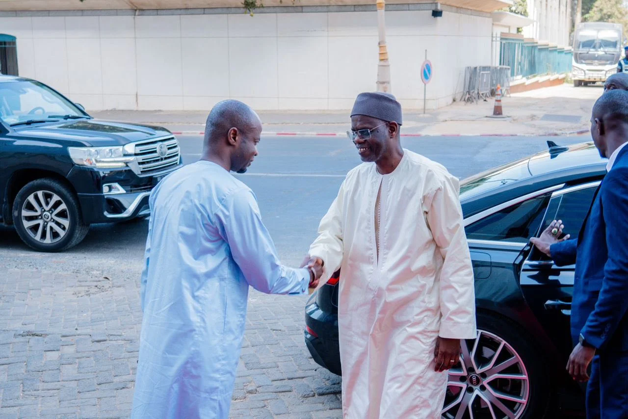 Ceremonial exchange of leadership at Senegal’s Primature