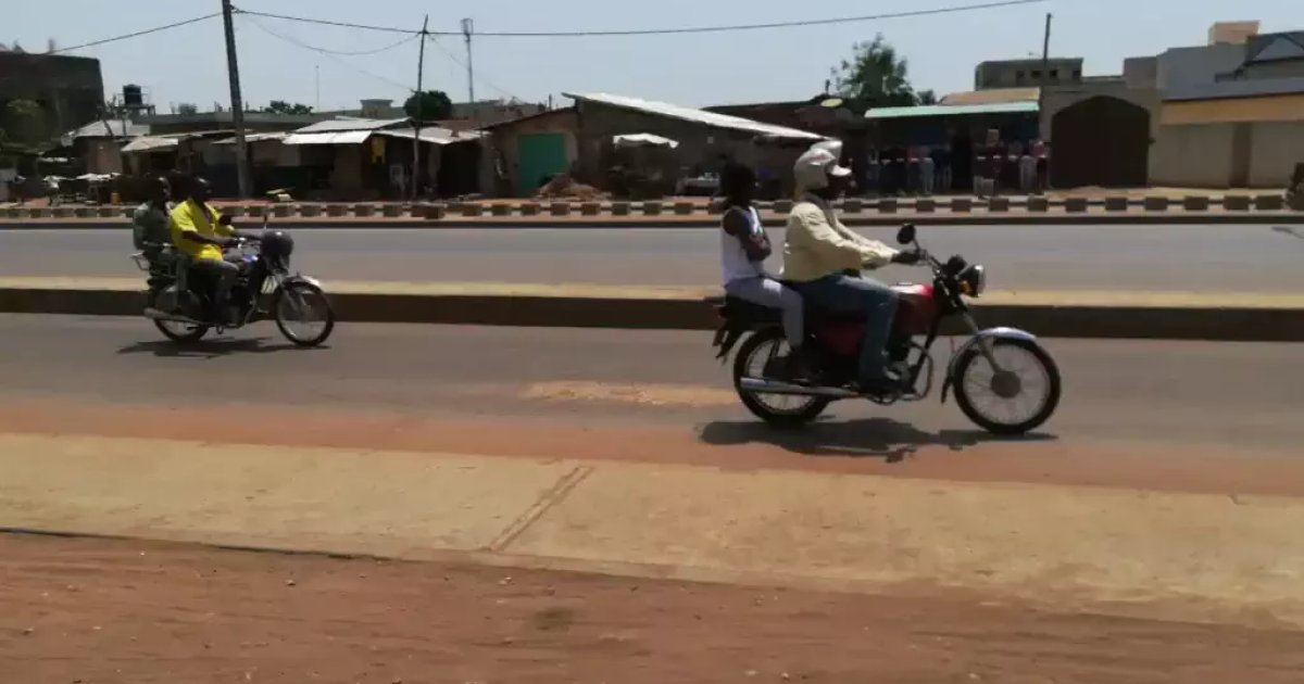 Bénin: taxi-moto drivers in Kétou now required to wear uniforms