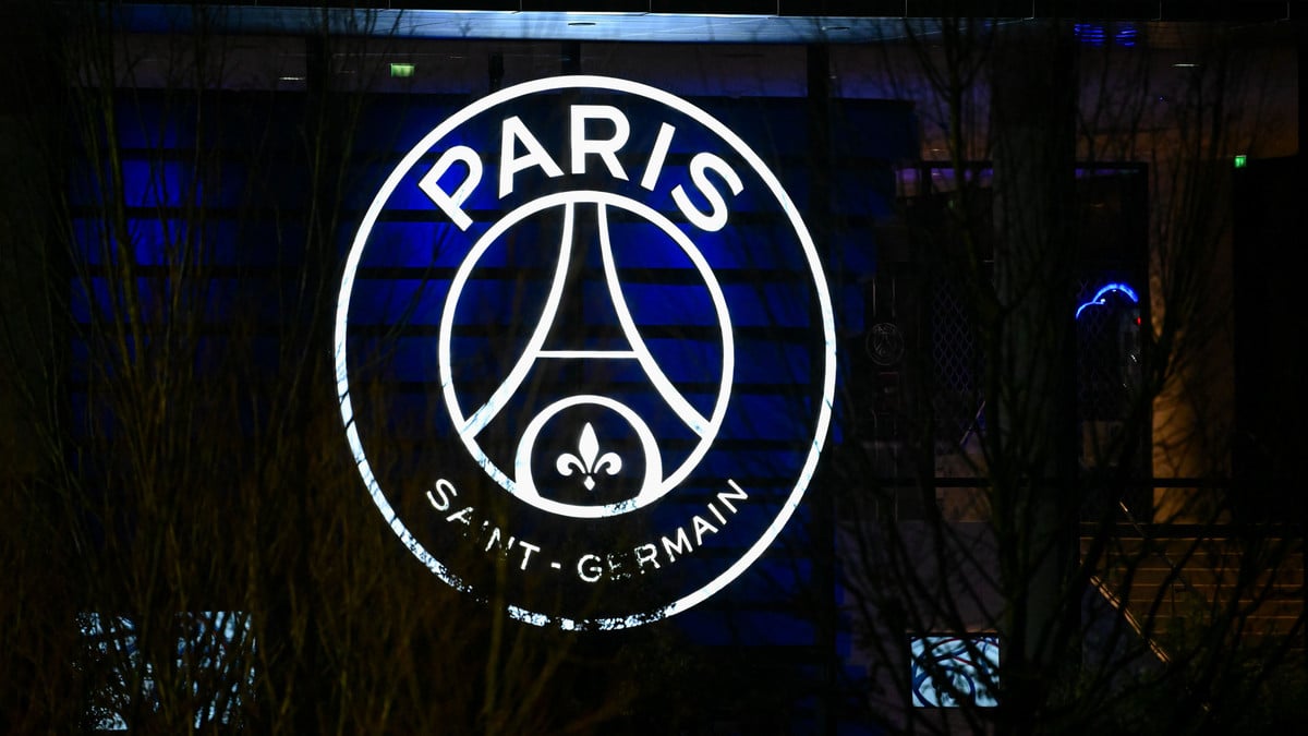 Lucas Digne poised to return to PSG after Aston Villa contract expires