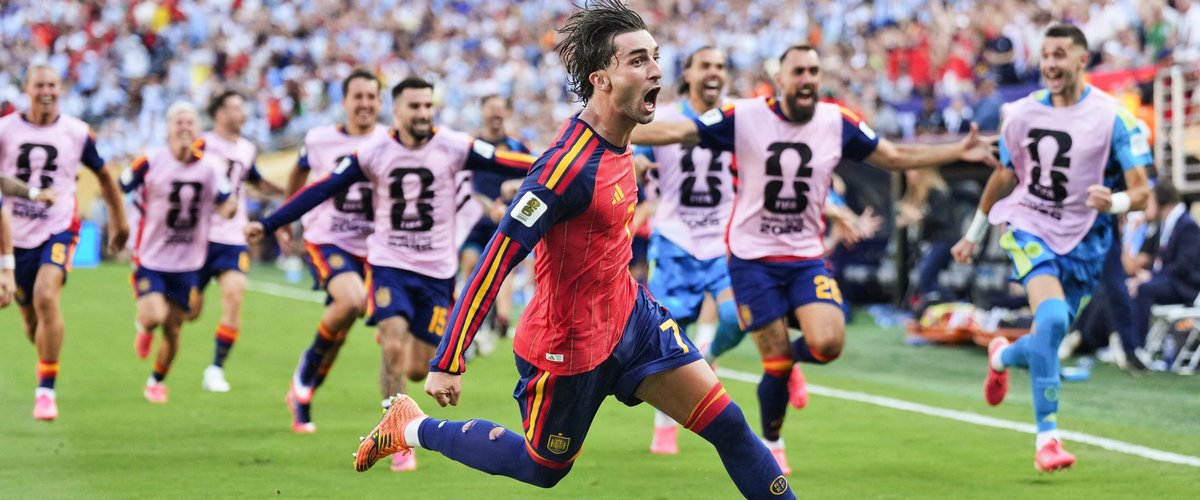 Ferran torres close to Paris saint-germain transfer after world cup final goal