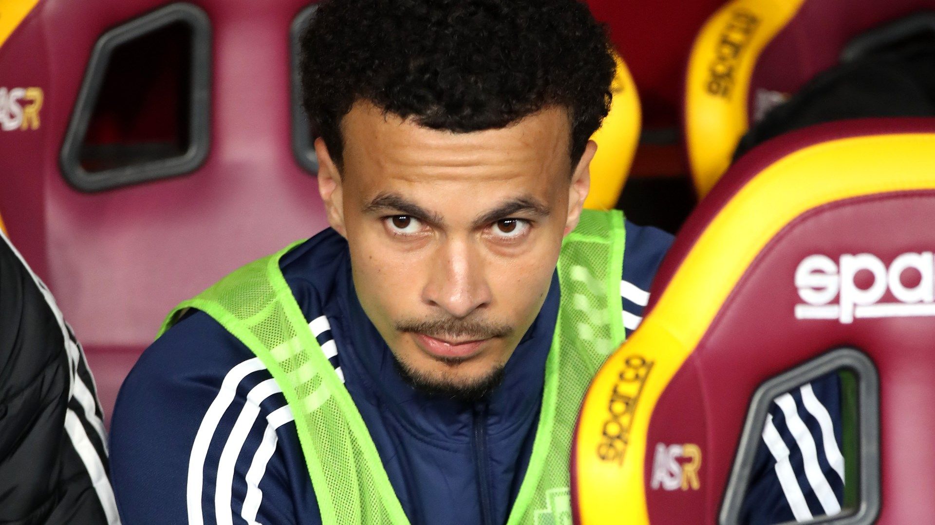 English striker dele alli’s italian dream fades at como as rival thrives in naples