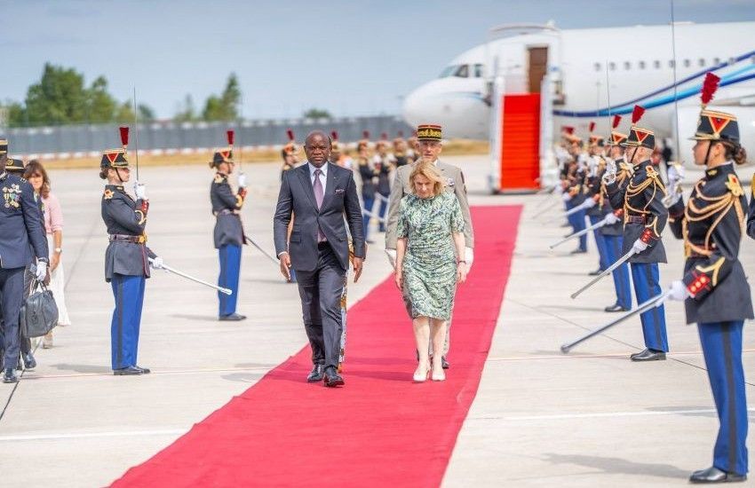 President Oligui Nguema and French Minister of Culture