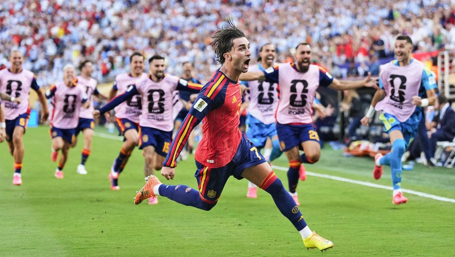 Ferran Torres, Barcelona striker and World Cup final scorer with Spain, nearing transfer to Paris Saint-Germain