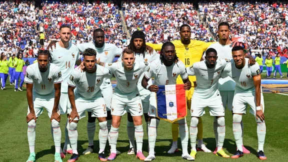 Manu Koné playing for France