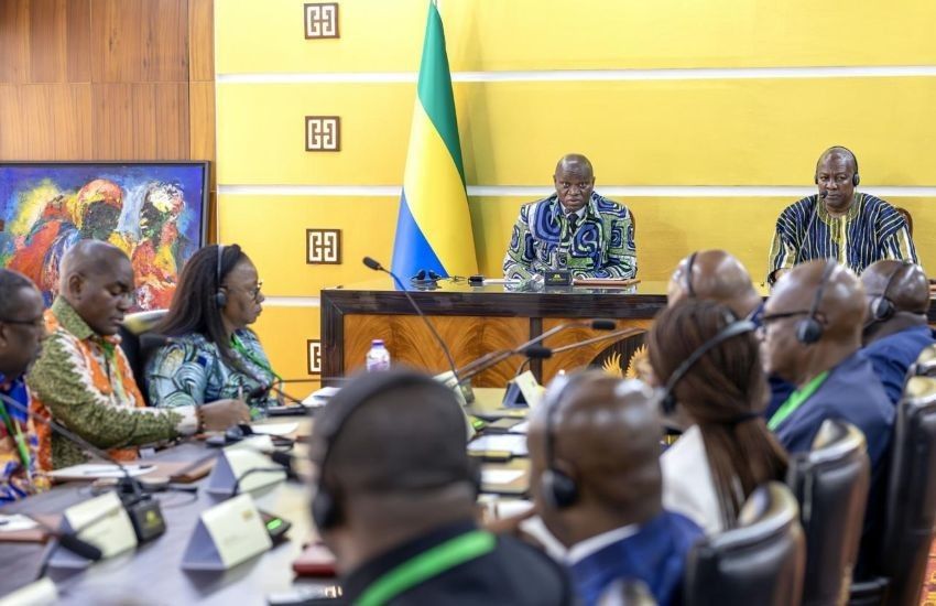  Gabon and Ghana sign agreements