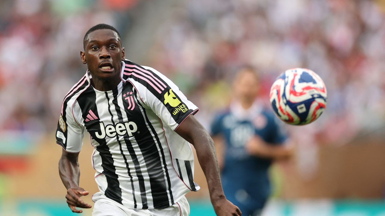 Kolo Muani joins Juventus, Lens breaks transfer record, OL secures Bacher