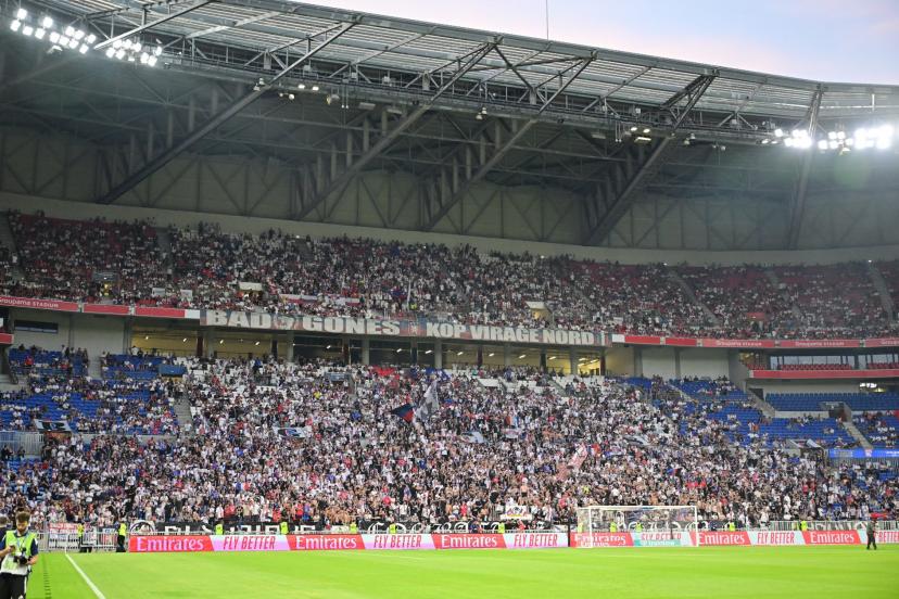Anticipated electric atmosphere as Lyon hosts Fenerbahçe. (J.-B. Autissier/L'Équipe)