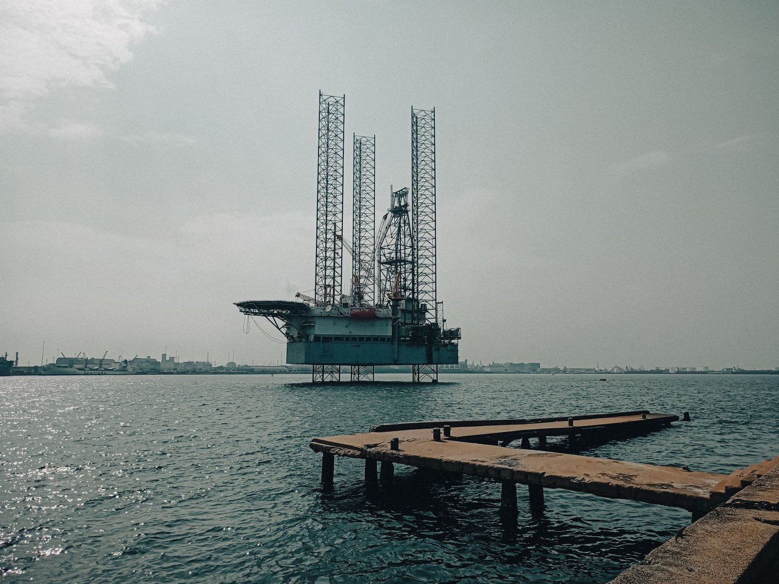 Cameroon’s Thali oil permit: political approval triggers debate over stalled Njom-3 project